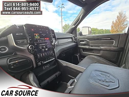 2020 RAM 3500 Laramie Crew Cab 4x4 8' Box