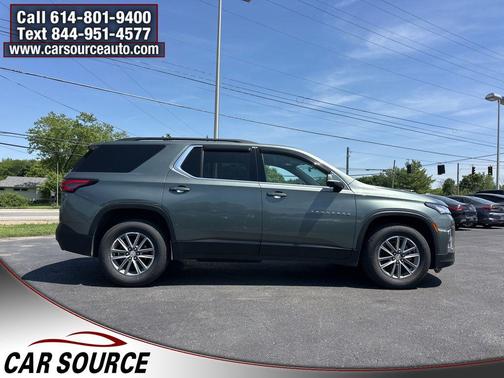Silver Sage Metallic 2022 Chevrolet Traverse LT Leather