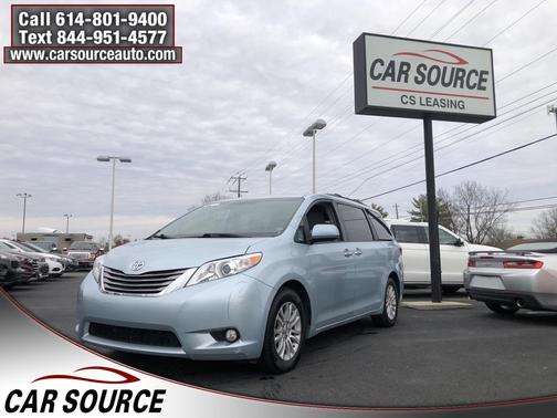 2017 Toyota Sienna SE