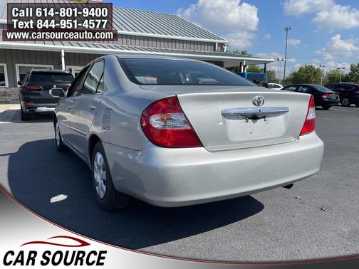 2004 Toyota Camry LE