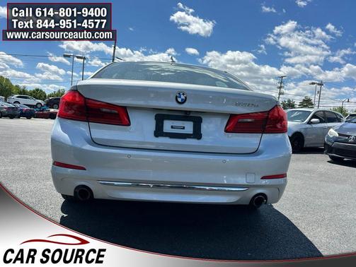 Glacier Silver Metallic 2018 BMW 530e xDrive iPerformance