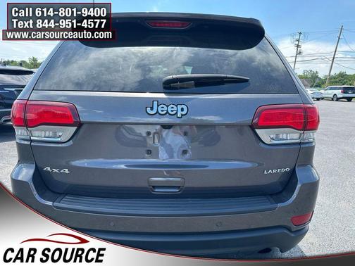 Granite Crystal Metallic Clearcoat 2021 Jeep Grand Cherokee Laredo