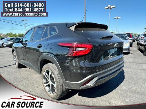 Mosaic Black Metallic 2024 Chevrolet Trax FWD 1RS