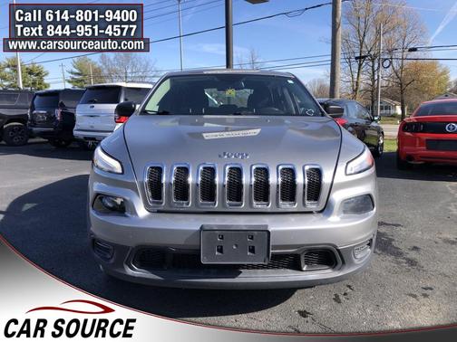 2017 Jeep Cherokee Sport