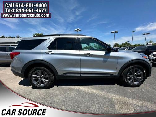 Iconic Silver Metallic 2024 Ford Explorer XLT