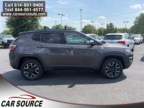 Granite Crystal Metallic Clearcoat 2019 Jeep Compass Trailhawk