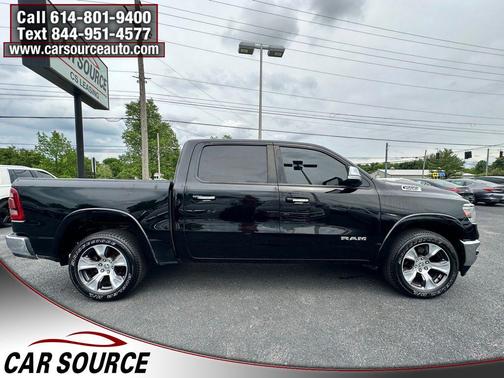 Diamond Black Crystal Pearlcoat 2019 RAM 1500 Laramie