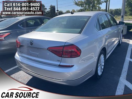 2016 Volkswagen Passat 1.8T SE w/Technology