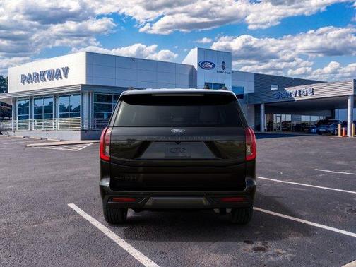 Black Metallic 2027 Ford Expedition Platinum