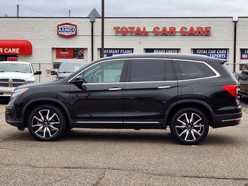 2020 Honda Pilot Touring 8-Passenger