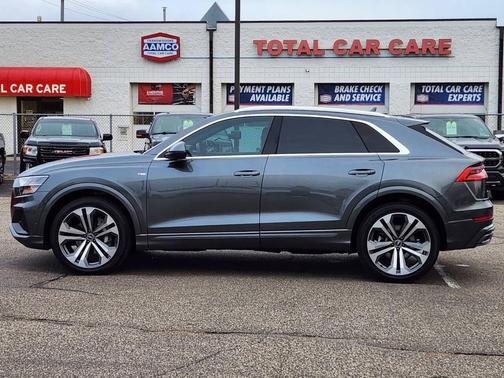 2021 Audi Q8 55 Premium Plus