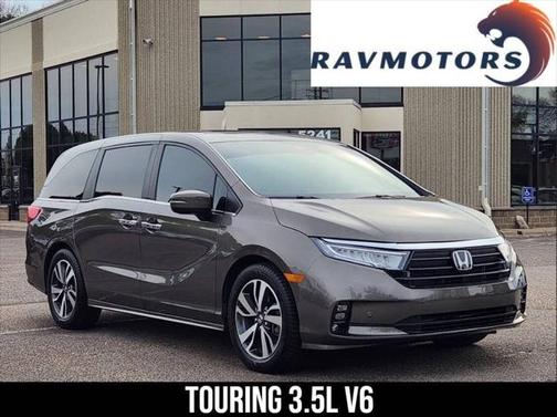 2022 Honda Odyssey Touring 4dr Mini Van