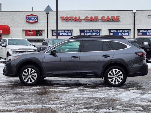 2025 Subaru Outback Premium