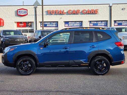 Geyser Blue 2024 Subaru Forester Wilderness