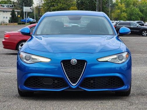 2018 Alfa Romeo Giulia Sport