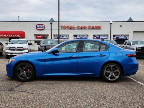 2018 Alfa Romeo Giulia Sport