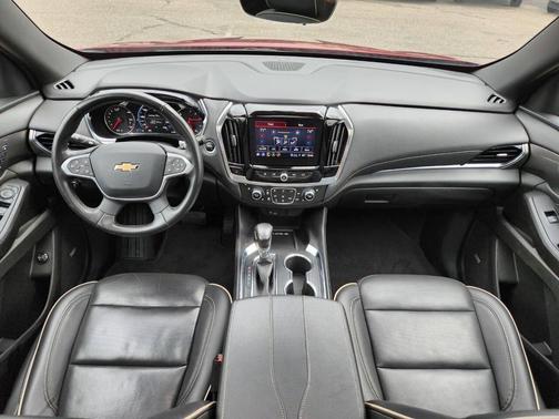 2022 Chevrolet Traverse Premier
