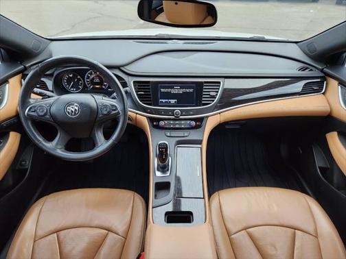 2017 Buick LaCrosse Essence