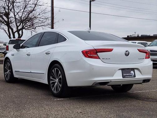 2017 Buick LaCrosse Essence