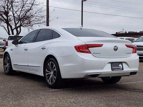 2017 Buick LaCrosse Essence