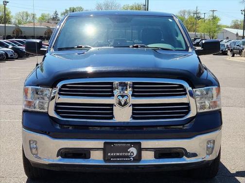 2017 RAM 1500 SLT