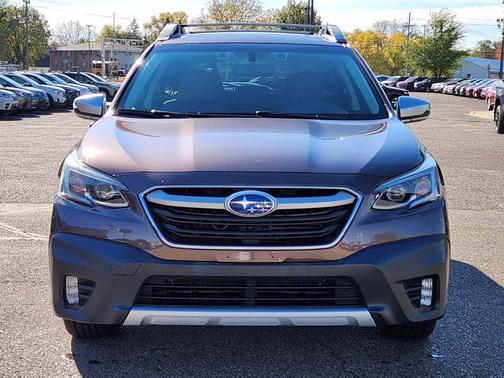 2021 Subaru Outback Touring XT