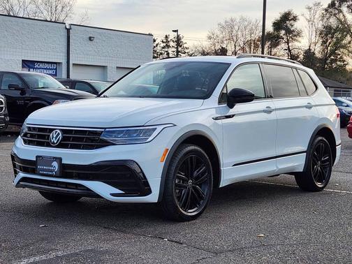 2022 Volkswagen Tiguan 2.0T SE R-Line Black 4MOTION
