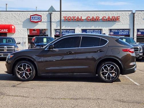2019 Alfa Romeo Stelvio Ti