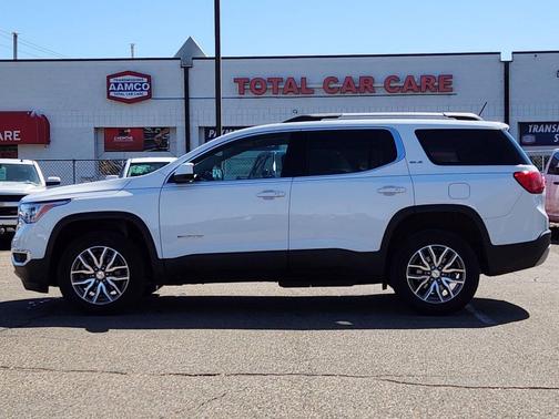 2019 GMC Acadia SLE-2