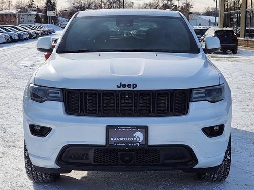 2021 Jeep Grand Cherokee Laredo