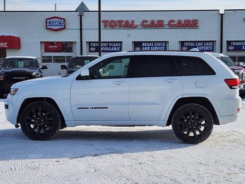 2021 Jeep Grand Cherokee Laredo