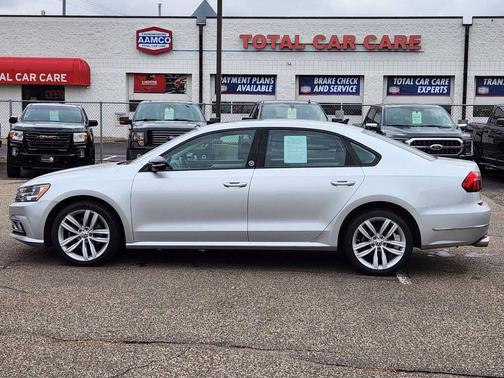 2019 Volkswagen Passat 2.0T SE