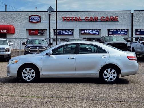 2010 Toyota Camry LE