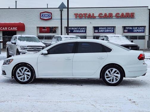 2018 Volkswagen Passat 2.0T SE