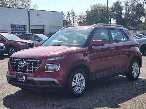 2020 Hyundai VENUE SEL 4dr Crossover