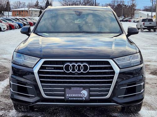 2017 Audi Q7 3.0T Premium
