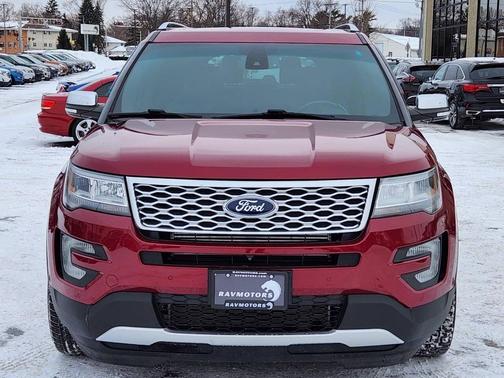 2017 Ford Explorer Platinum