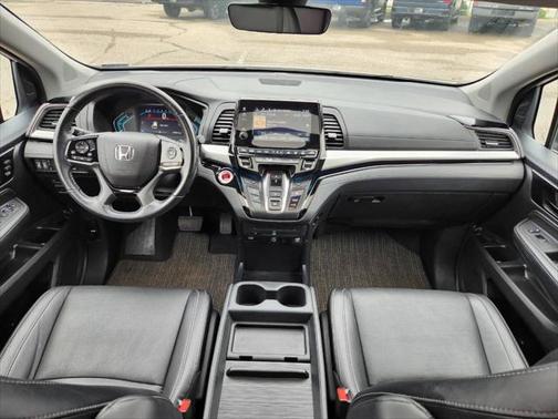 2022 Honda Odyssey Touring 4dr Mini Van