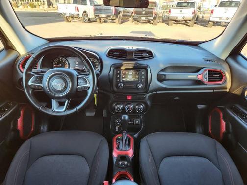 2015 Jeep Renegade Trailhawk