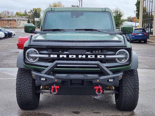 2023 Ford Bronco Outer Banks Advanced 4x4 2dr SUV
