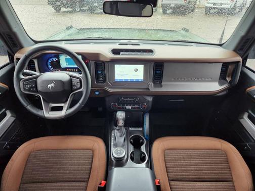 2023 Ford Bronco Outer Banks Advanced 4x4 2dr SUV