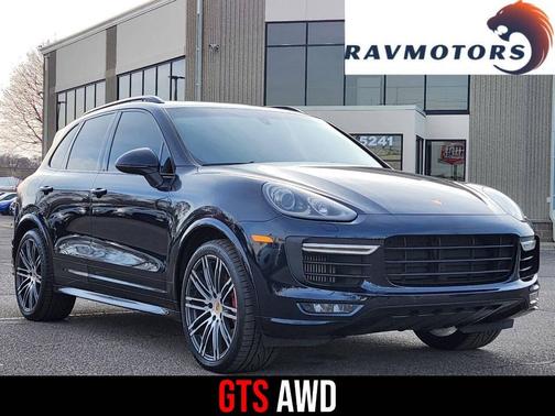 2017 Porsche Cayenne GTS