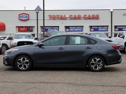 2019 Kia Forte LXS 4dr Sedan