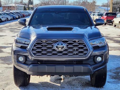 2022 Toyota Tacoma TRD Sport