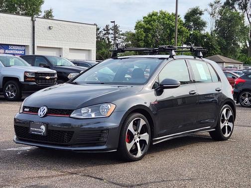 2016 Volkswagen Golf GTI 2.0T SE 4-Door