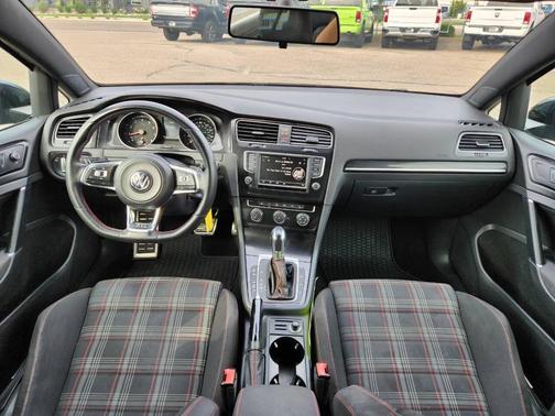 2016 Volkswagen Golf GTI 2.0T S 4-Door
