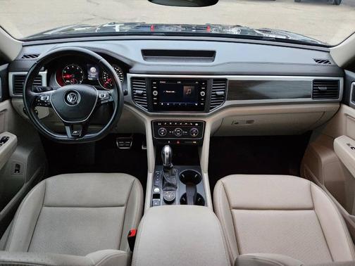 2019 Volkswagen Atlas 3.6L SE w/Technology