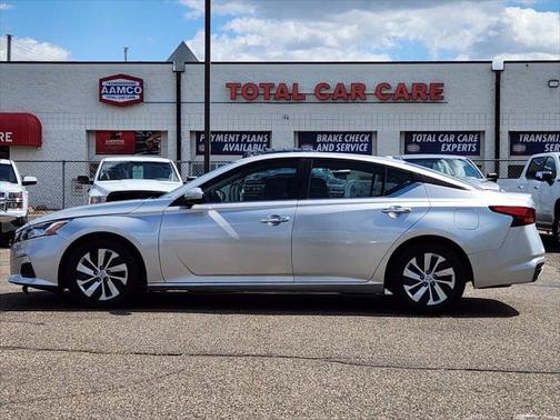 2020 Nissan Altima 2.5 S 4dr Sedan