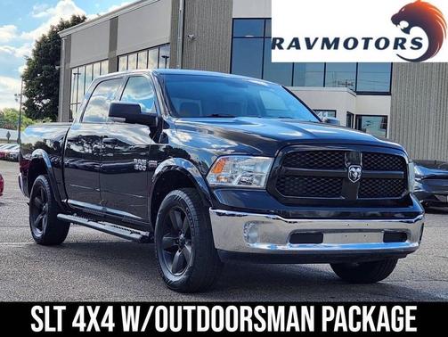 2018 RAM 1500 SLT
