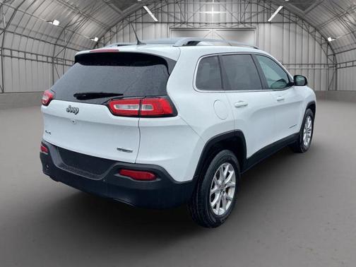 Bright White Clearcoat 2017 Jeep Cherokee Sport